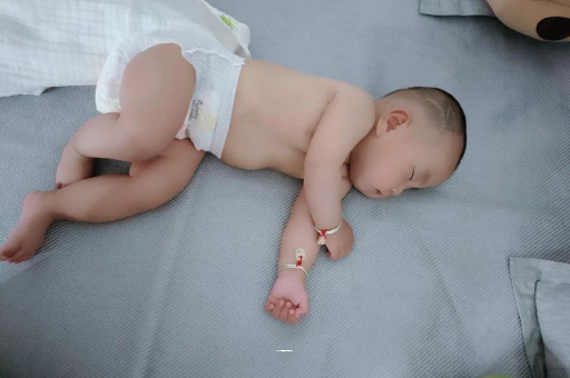 长治怀孕多久会显肚子